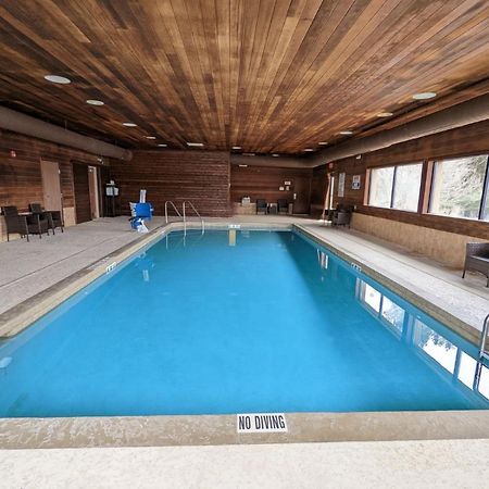 Cobblestone Inn&Suites - Merrill Esterno foto