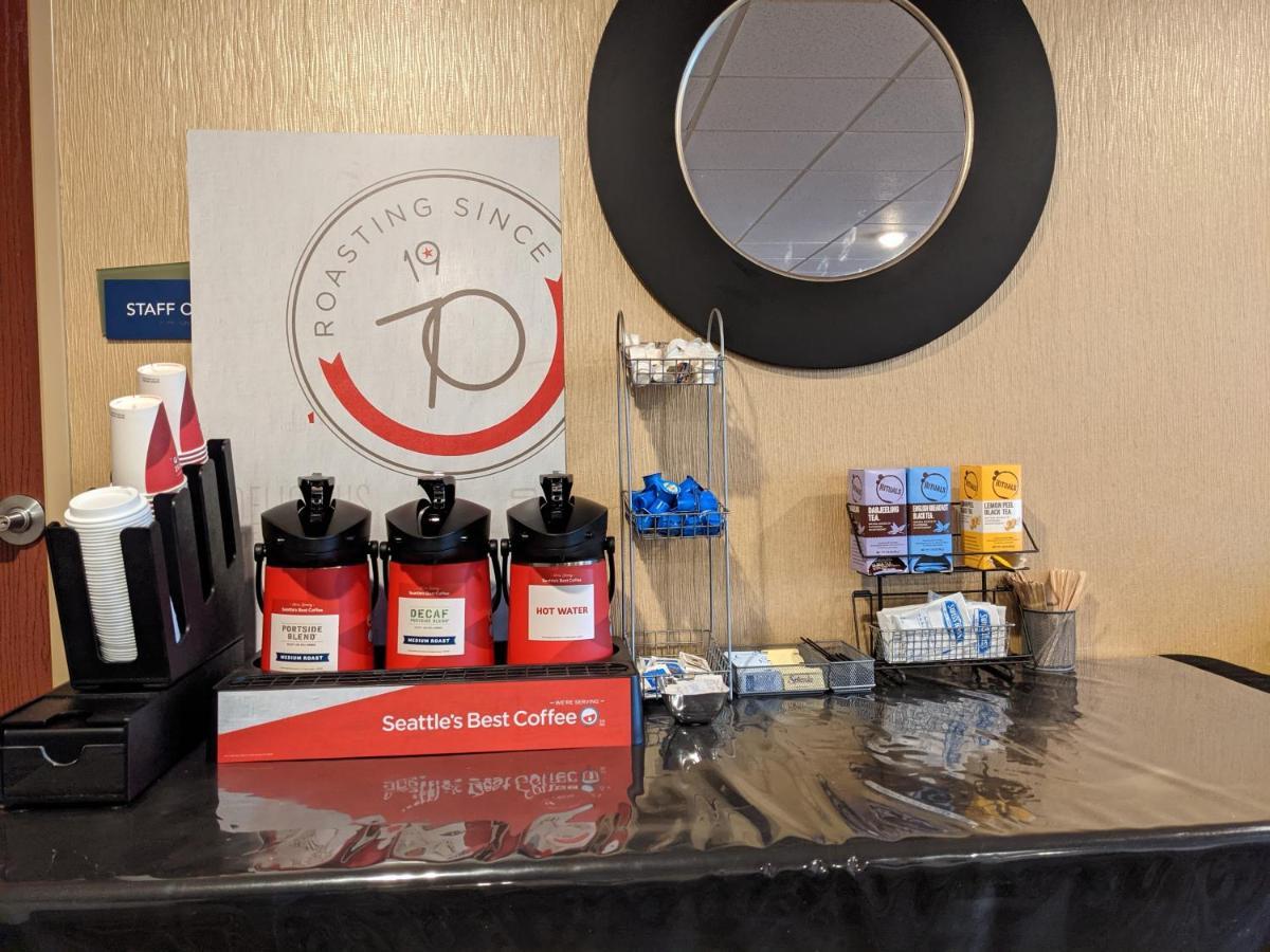 Cobblestone Inn&Suites - Merrill Esterno foto