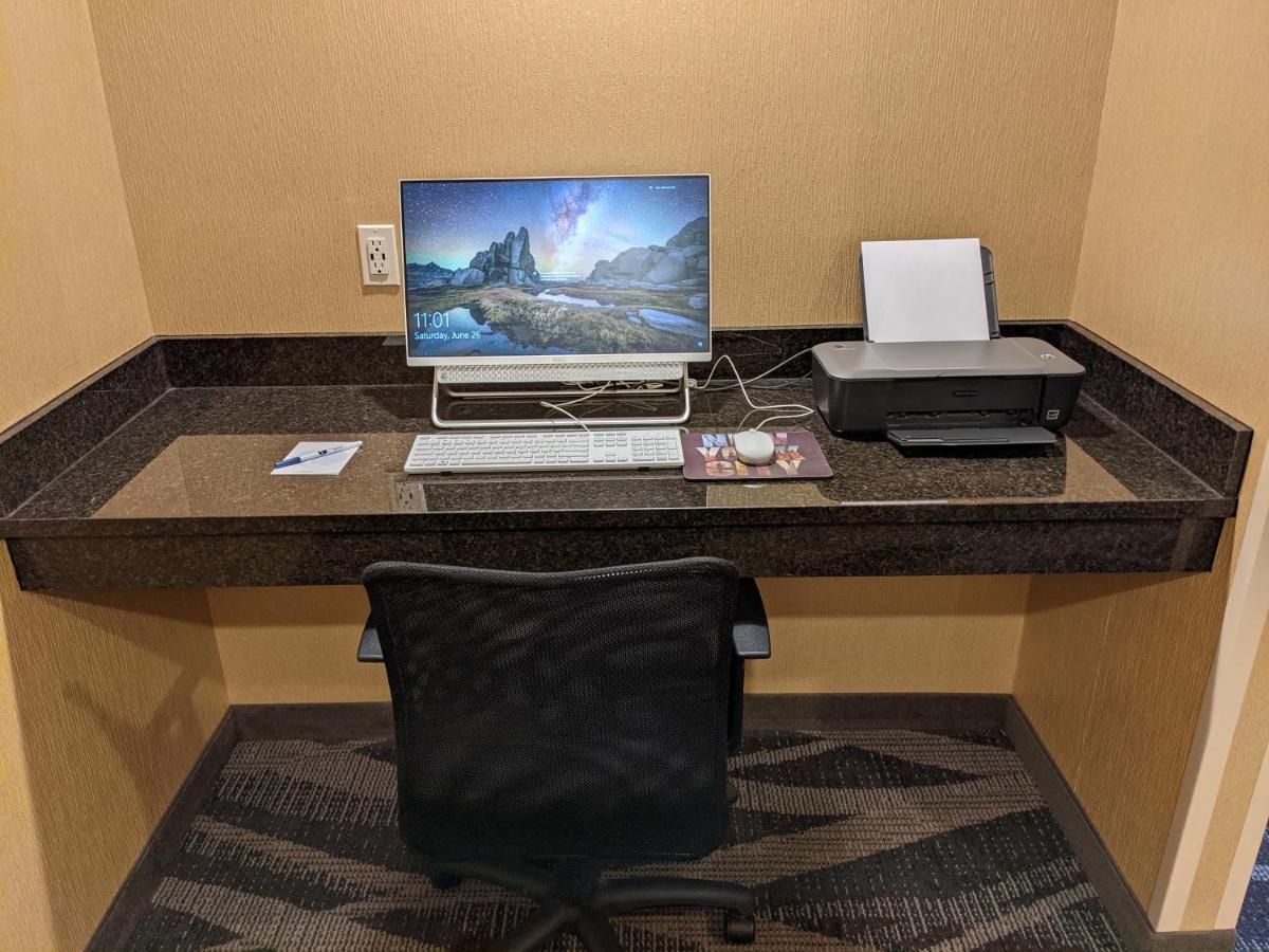 Cobblestone Inn&Suites - Merrill Esterno foto