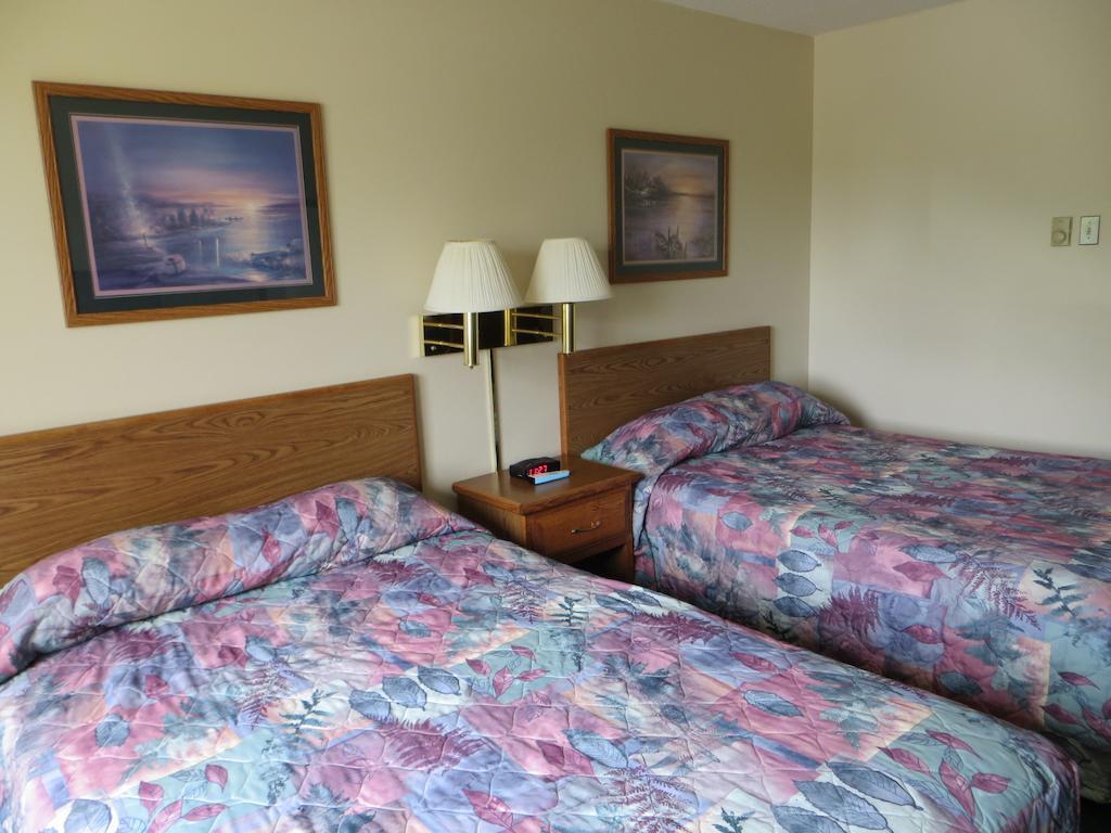 Cobblestone Inn&Suites - Merrill Camera foto