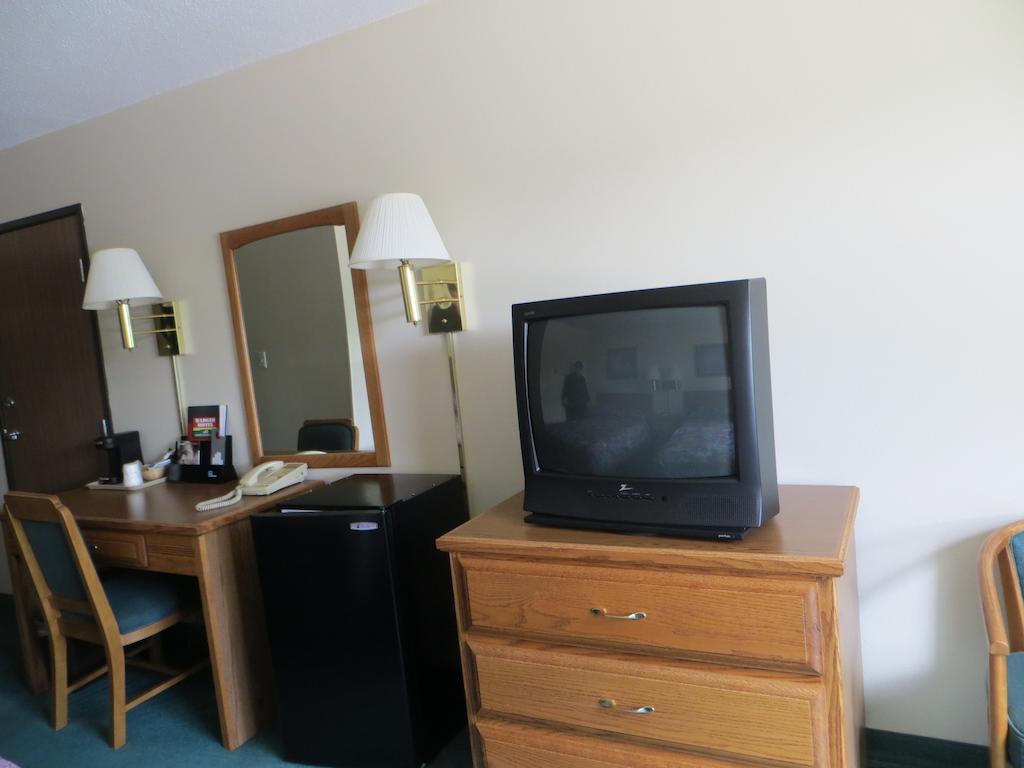 Cobblestone Inn&Suites - Merrill Camera foto